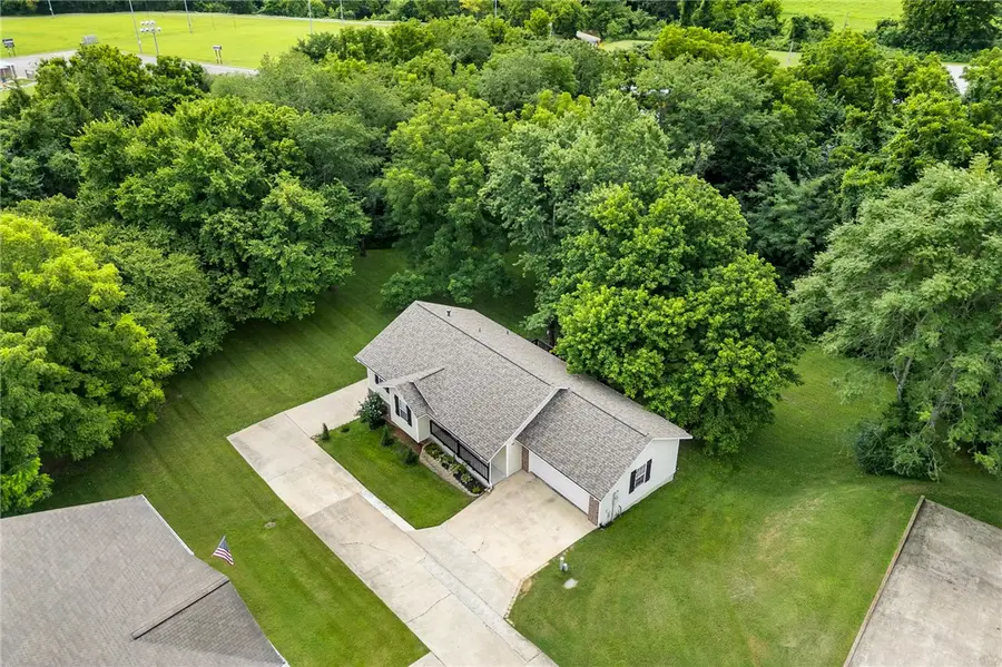 808 Parkview Drive, Harrison, AR 72601 - #2