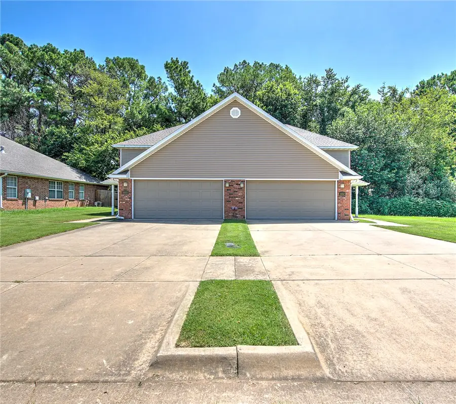 1662 & 1664 Evening Shade Drive, Fayetteville, AR 72703 - #3