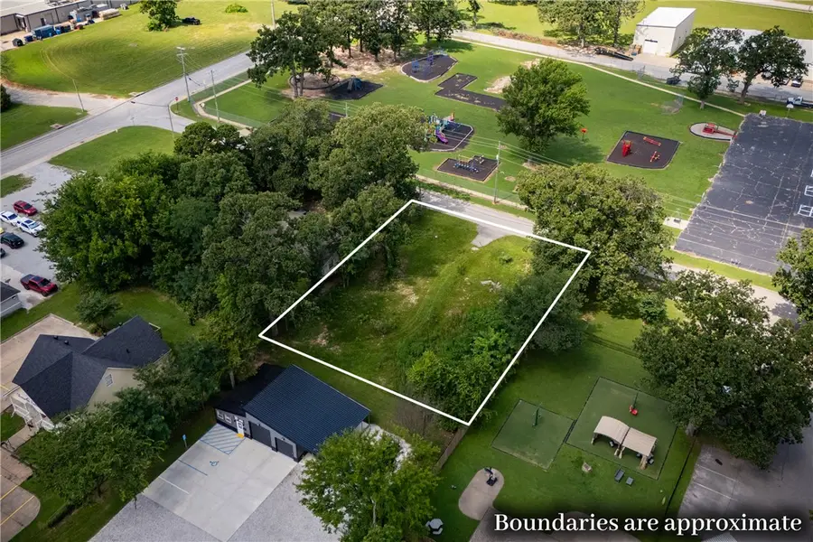 S Wright, Siloam Springs, AR 72761 - #3