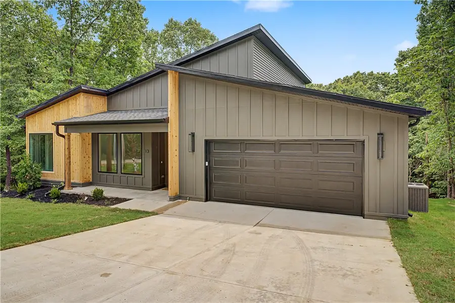 13 Kinloch Drive, Bella Vista, AR 72715 - #3