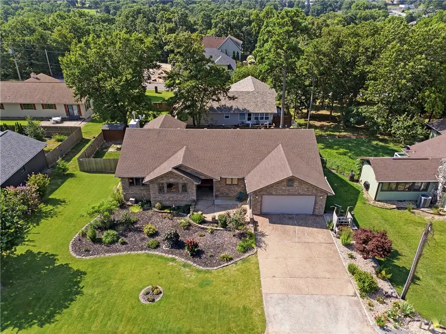 24 Indian Wells, Holiday Island, AR 72631 - #3