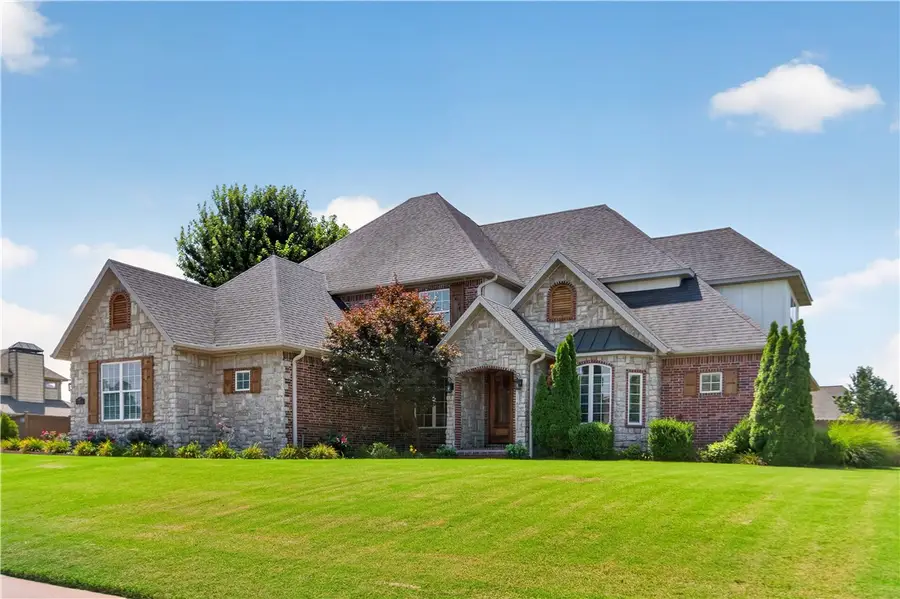 5487 E Saddleridge Drive, Fayetteville, AR 72703 - #2
