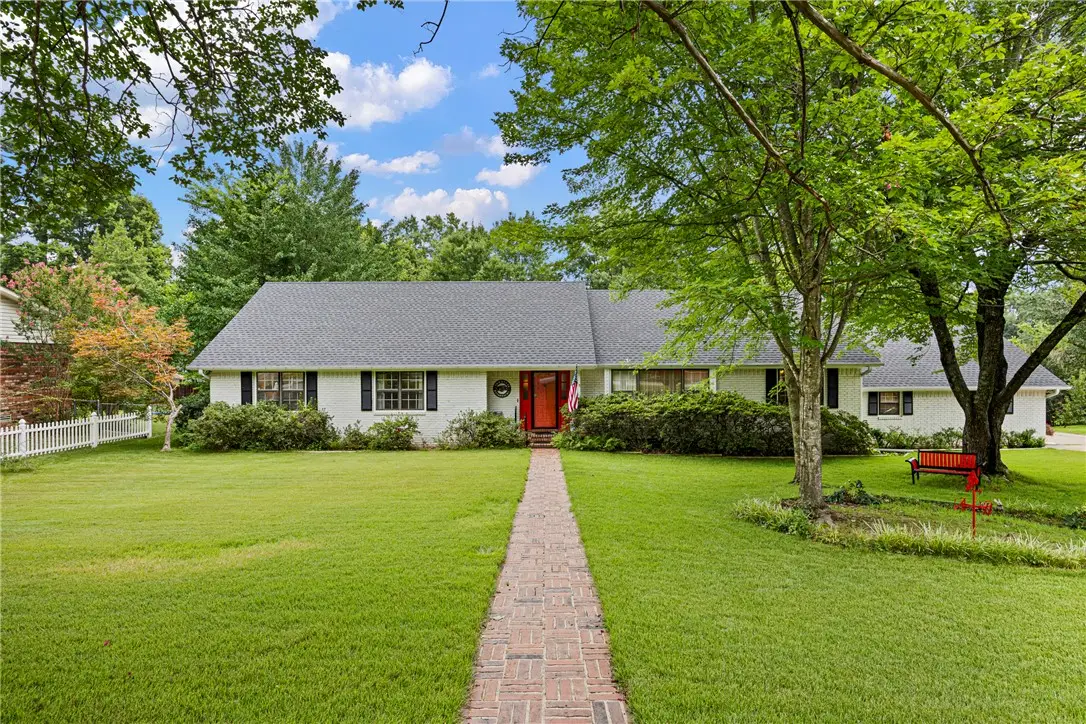 905 Kings Court, Russellville, AR 72801 - #1