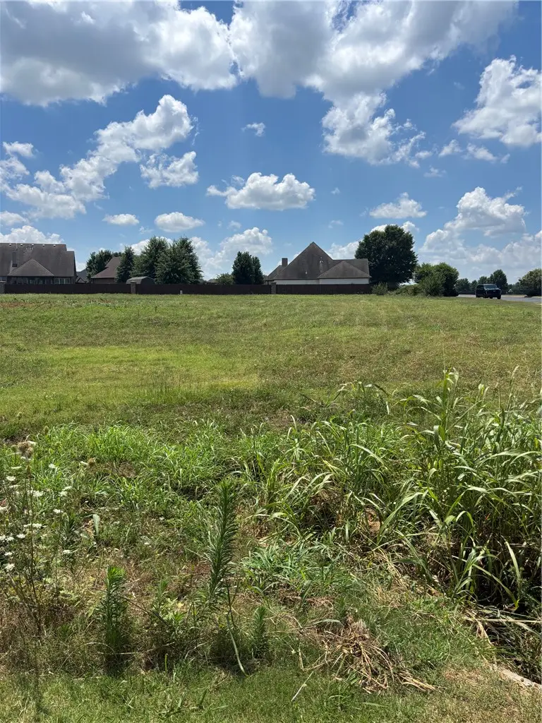 SW Regional Airport Boulevard, Bentonville, AR 72713 - #3