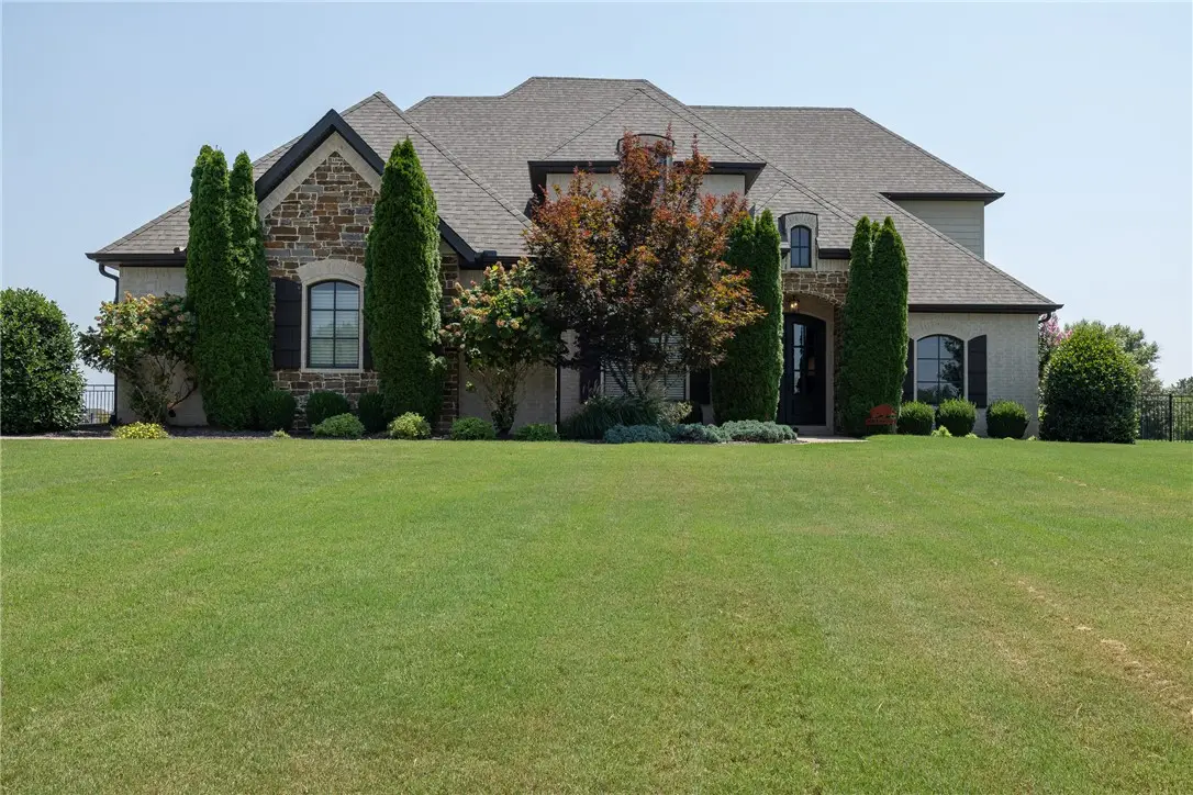 3879 W Norwood Place, Fayetteville, AR 72704 - #1