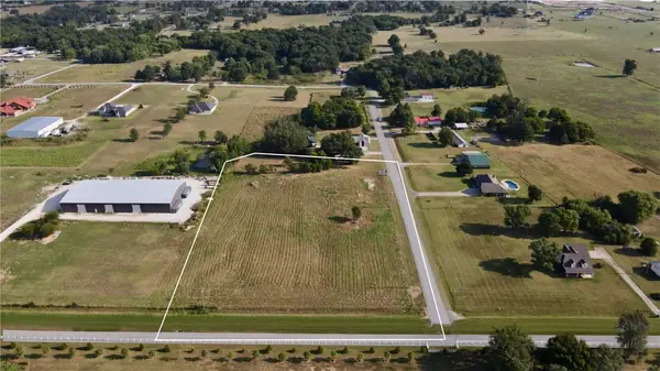 2291 Pianalto Road, Tontitown, AR 72762