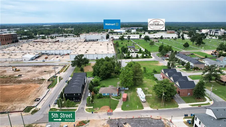 508 SW E Street, Bentonville, AR 72712 - #3
