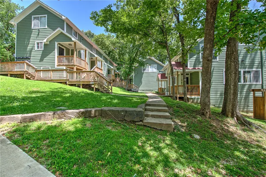 229 Gregg Avenue #1C, Fayetteville, AR 72701 - #2
