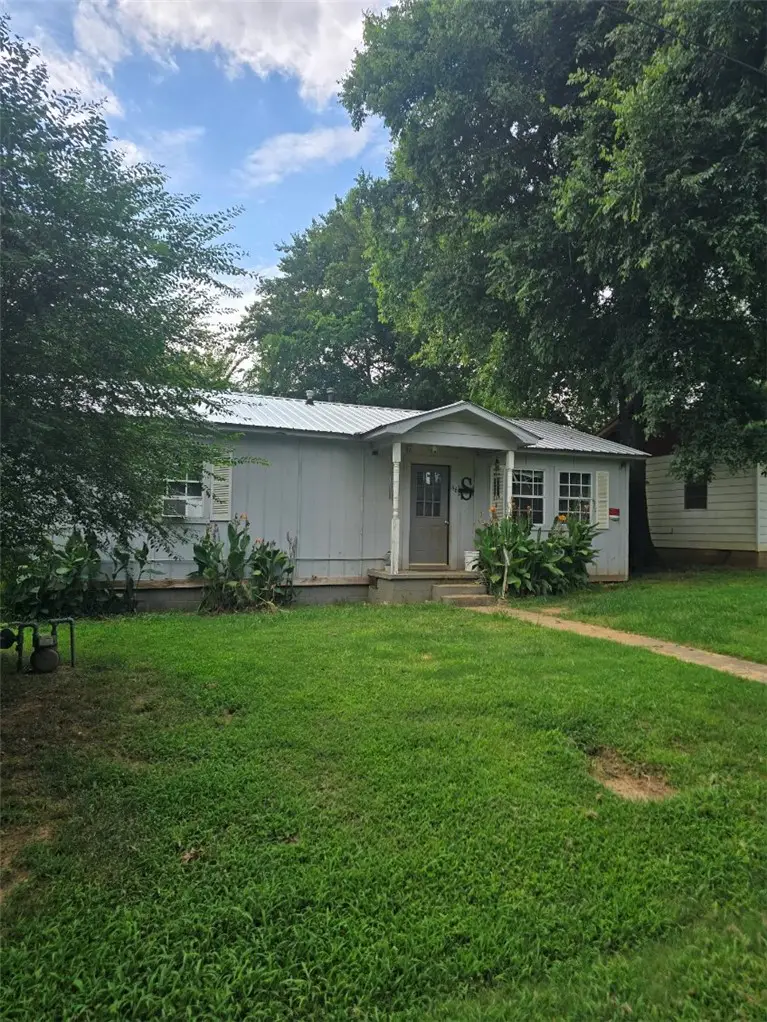 66 S Petit Jean Street, Magazine, AR 72943 - #2