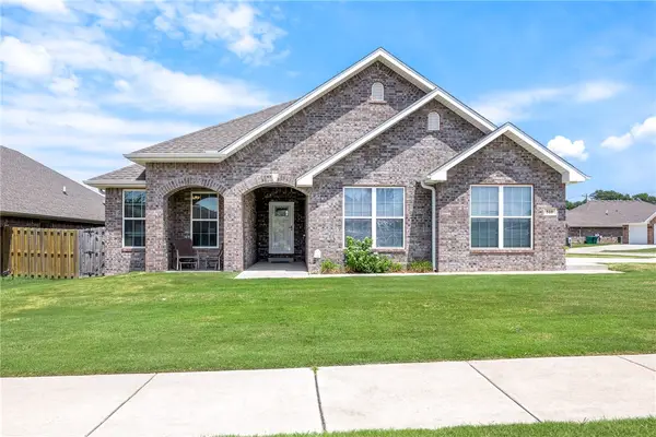 510 Arkansas Black, Centerton, AR 72712