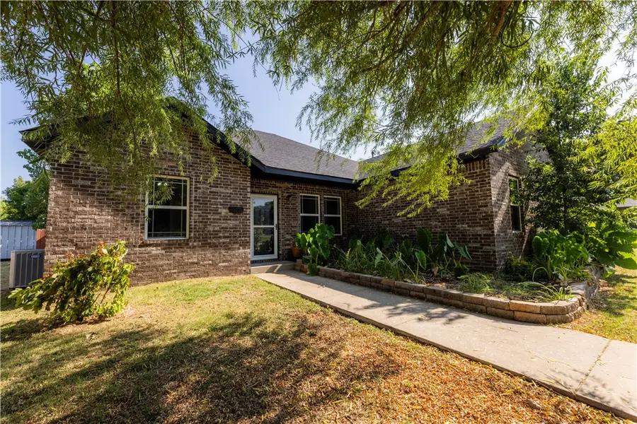 603 Teri Drive, Siloam Springs, AR 72761 - #2