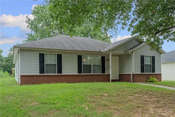 5677 Fountain Street, Fayetteville, AR 72704