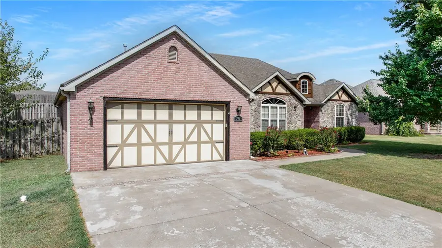 741 Sienna Drive, Centerton, AR 72719 - #2
