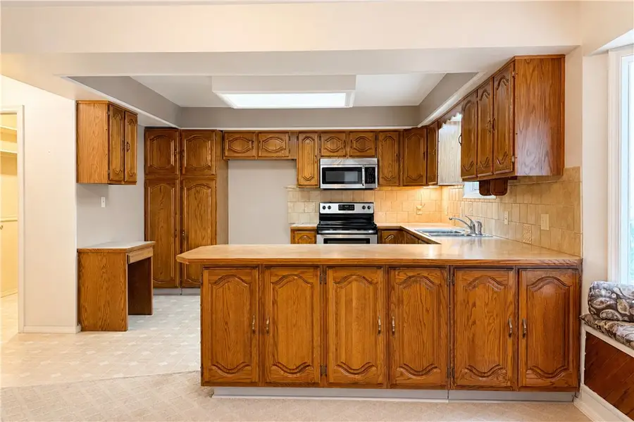 8 Weston Lane, Bella Vista, AR 72715 - #3