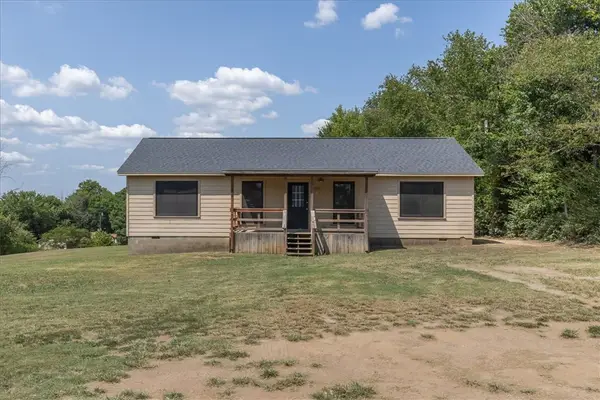 1988 W Liberty Avenue, Tontitown, AR 72762