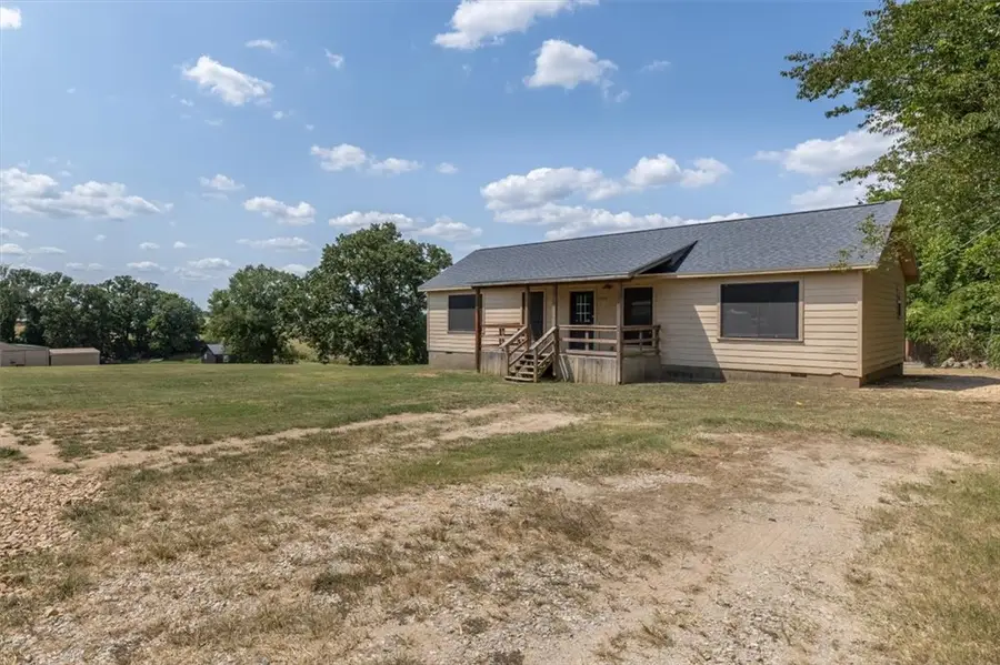 1988 W Liberty Avenue, Tontitown, AR 72762 - #3