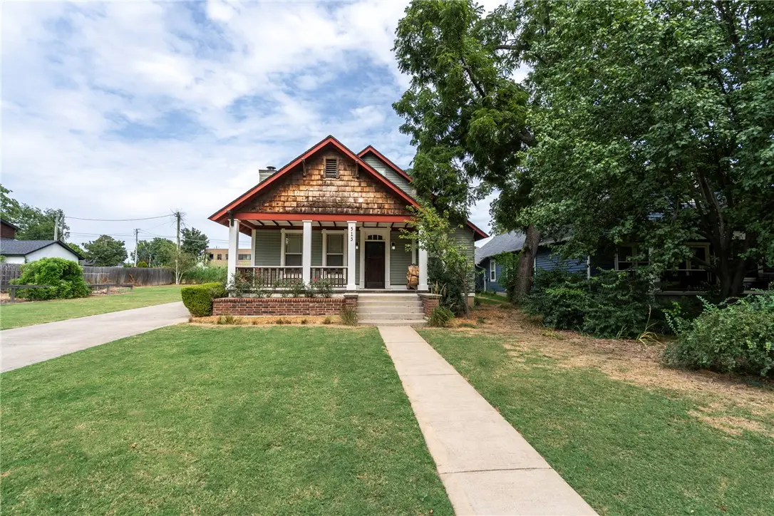 513 S College Street, Siloam Springs, AR 72761 - #1