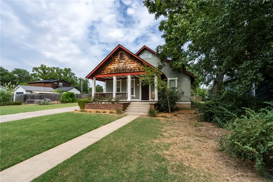 513 S College Street, Siloam Springs, AR 72761 - #3