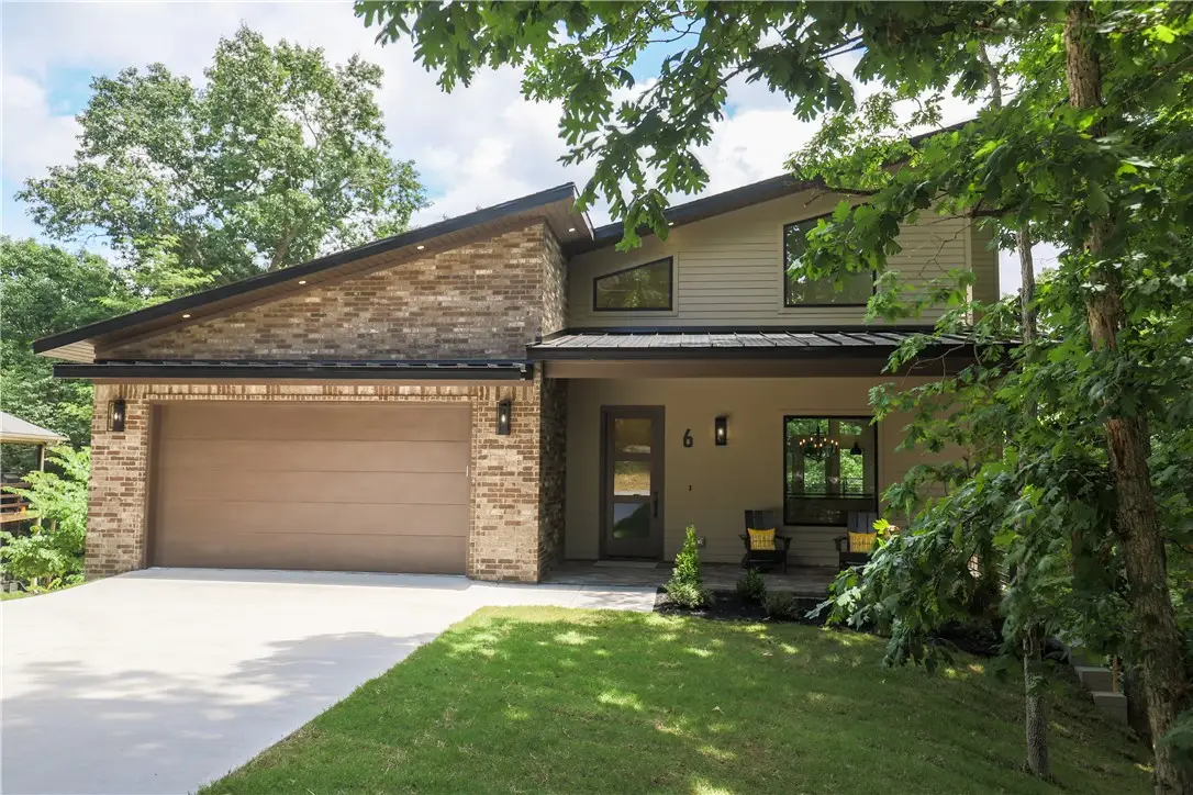 32 Warwick Drive, Bella Vista, AR 72714 - #1