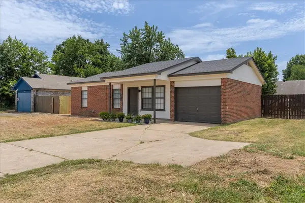 3514 W Olive Street, Rogers, AR 72756