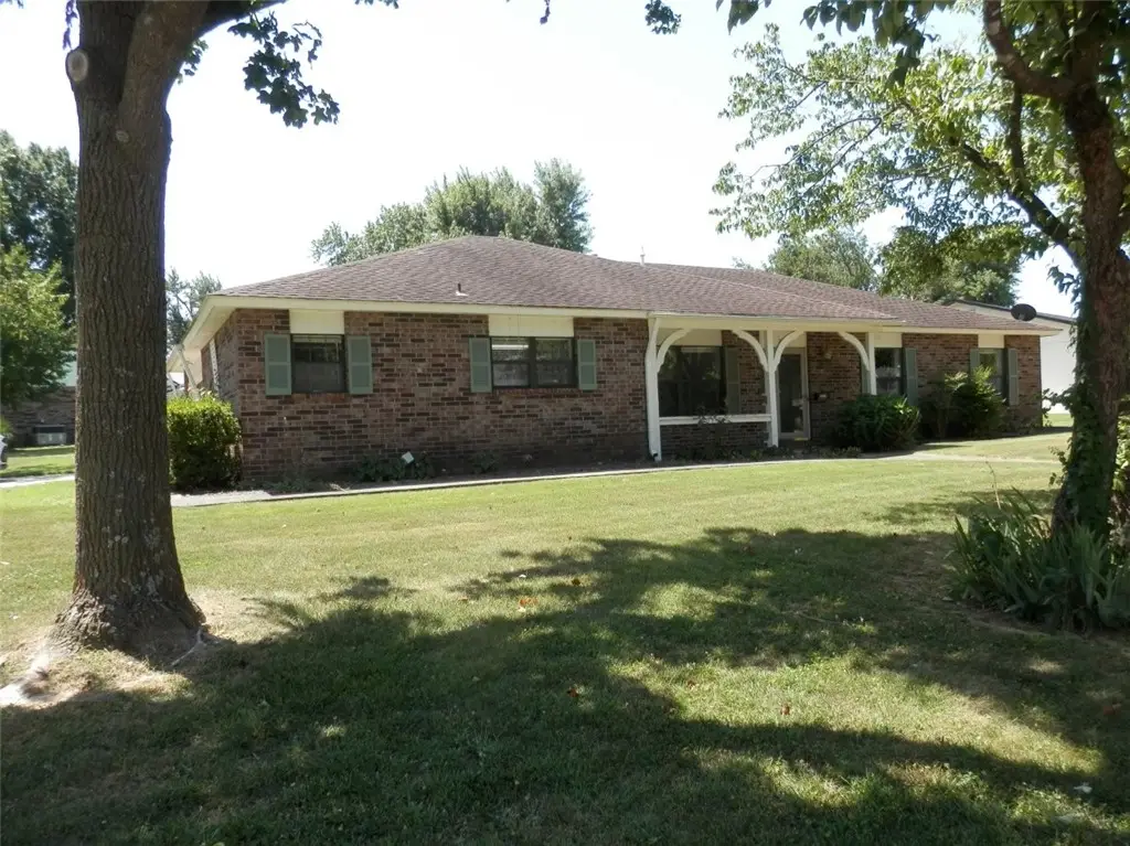 2915 Parkwood Drive, Rogers, AR 72756 - #1