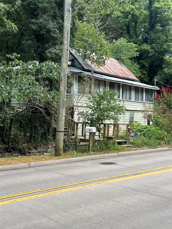 287 N Main Street, Eureka Springs, AR 72632