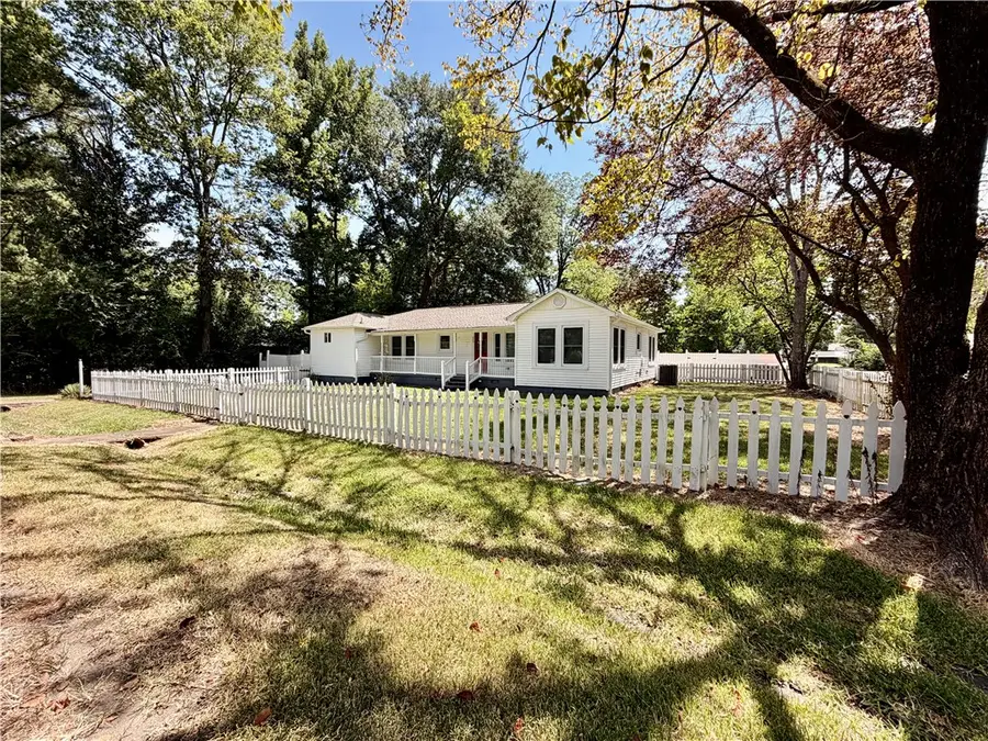 223 Galveston Avenue, Russellville, AR 72801 - #2