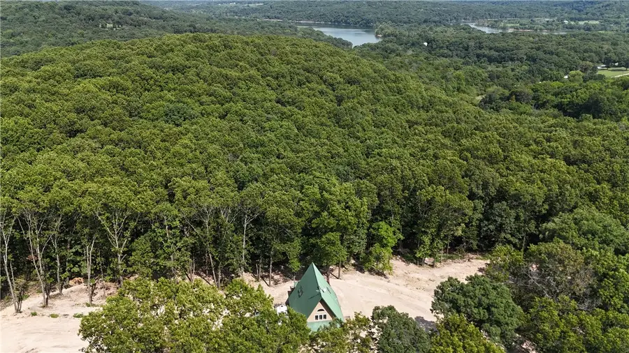 135 Harvest Lane, Green Forest, AR 72638 - #2