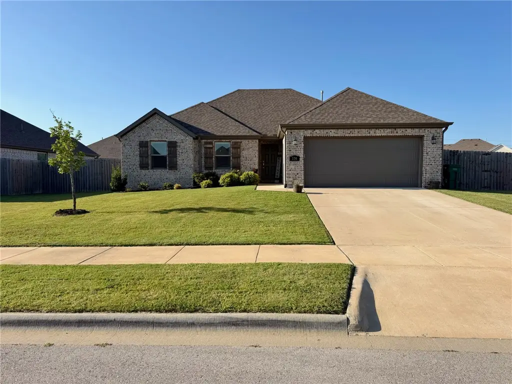 370 W Taverner Xing, Farmington, AR 72730 - #1