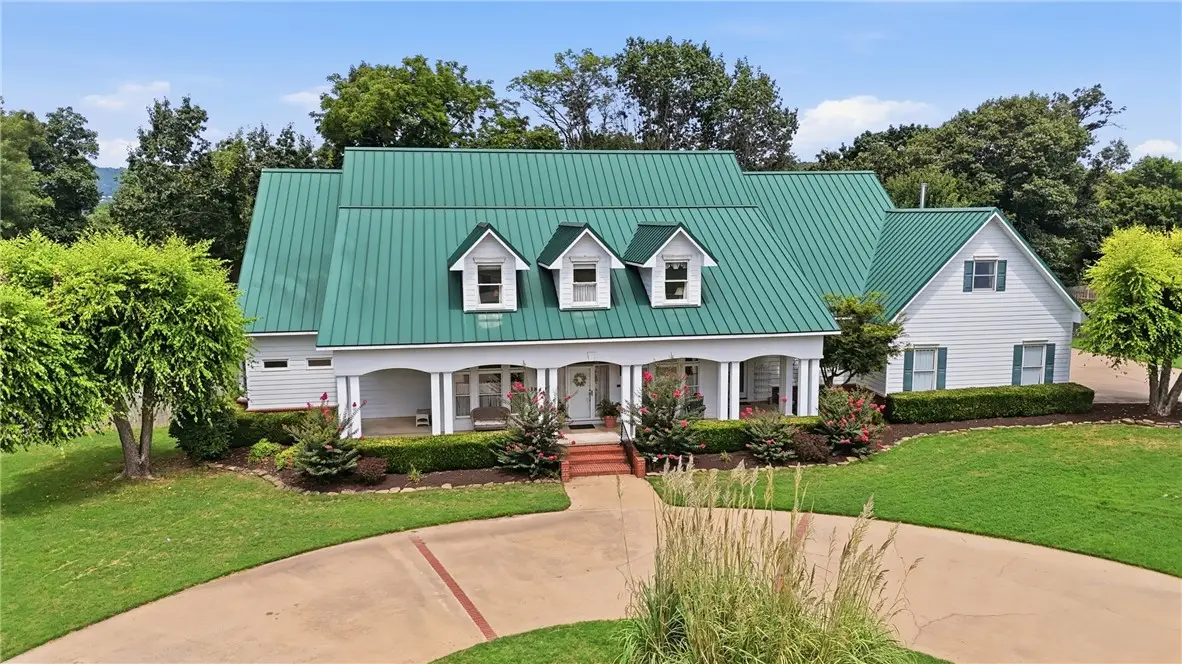 3840 E River Bluff Cove, Fayetteville, AR 72701 - #1