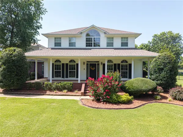 2905 Lakehill Drive, Lavaca, AR 72941