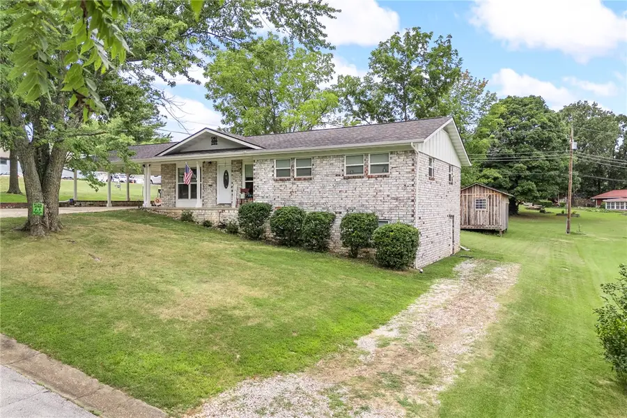 106 Graham Street, Harrison, AR 72601 - #3