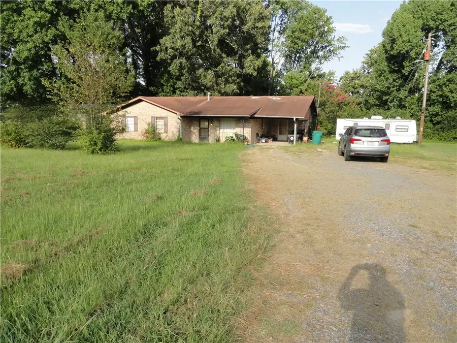 55 S Broadway Street, Damascus, AR 72039 - #2