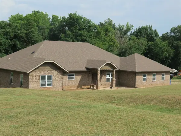 846 James Place, West Fork, AR 72774