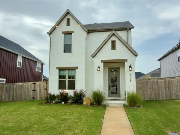 4338 Bronco Drive, Fayetteville, AR 72704