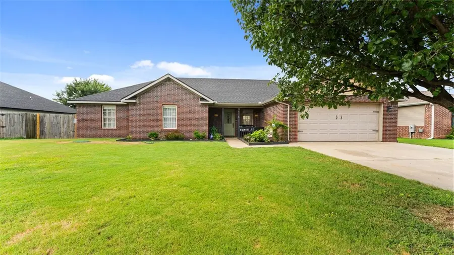 3416 Garrett Lane, Springdale, AR 72764 - #2
