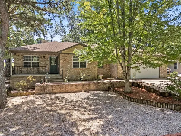 17 Saint Andrews Lane, Holiday Island, AR 72631