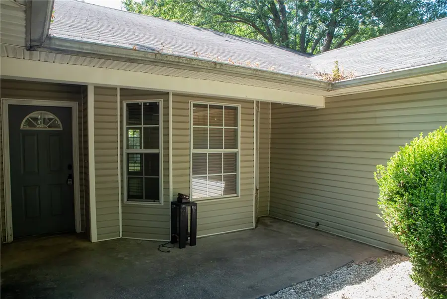 1299 N Fieldstone Avenue, Fayetteville, AR 72704 - #3
