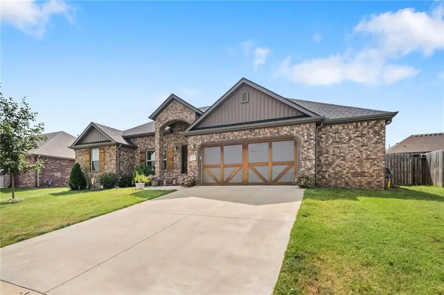 421 Captain Hopkins Street, Prairie Grove, AR 72753 - #3