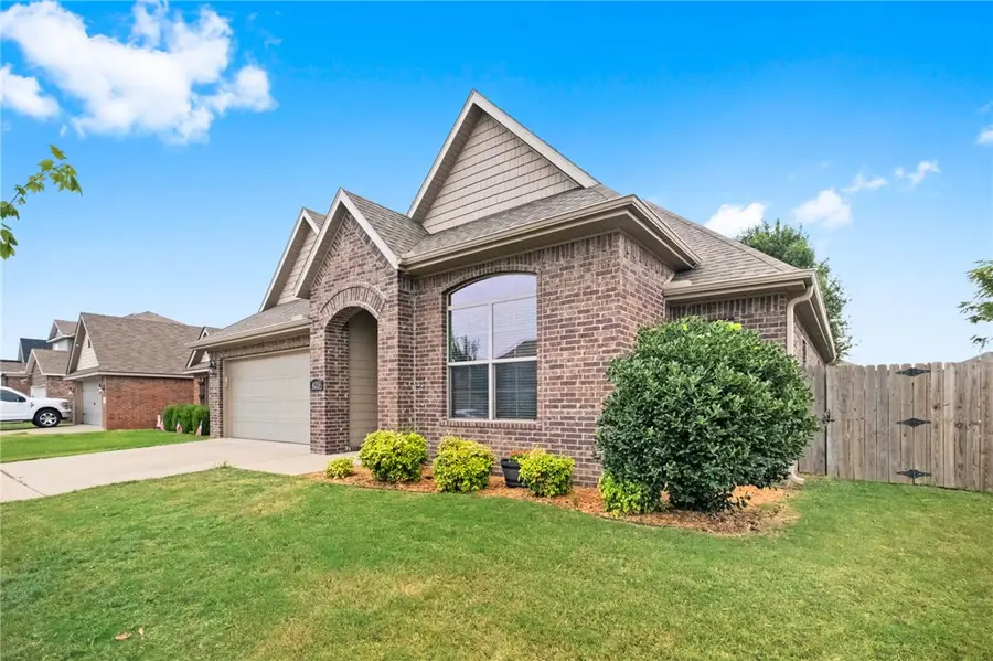 4215 Crosshill Cove, Springdale, AR 72762 - #2