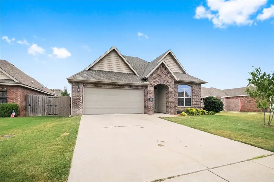 4215 Crosshill Cove, Springdale, AR 72762 - #3