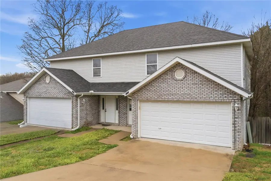 2252 & 2254 E Cinnamon Way, Fayetteville, AR 72703 - #2