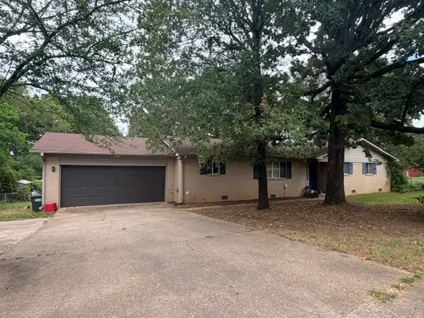 1370 Marina Road, Russellville, AR 72802