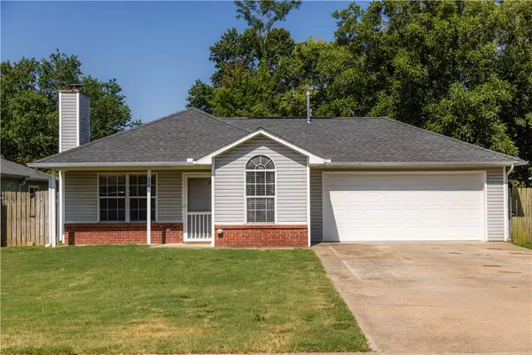 2156 Wood Tree Court, Siloam Springs, AR 72761