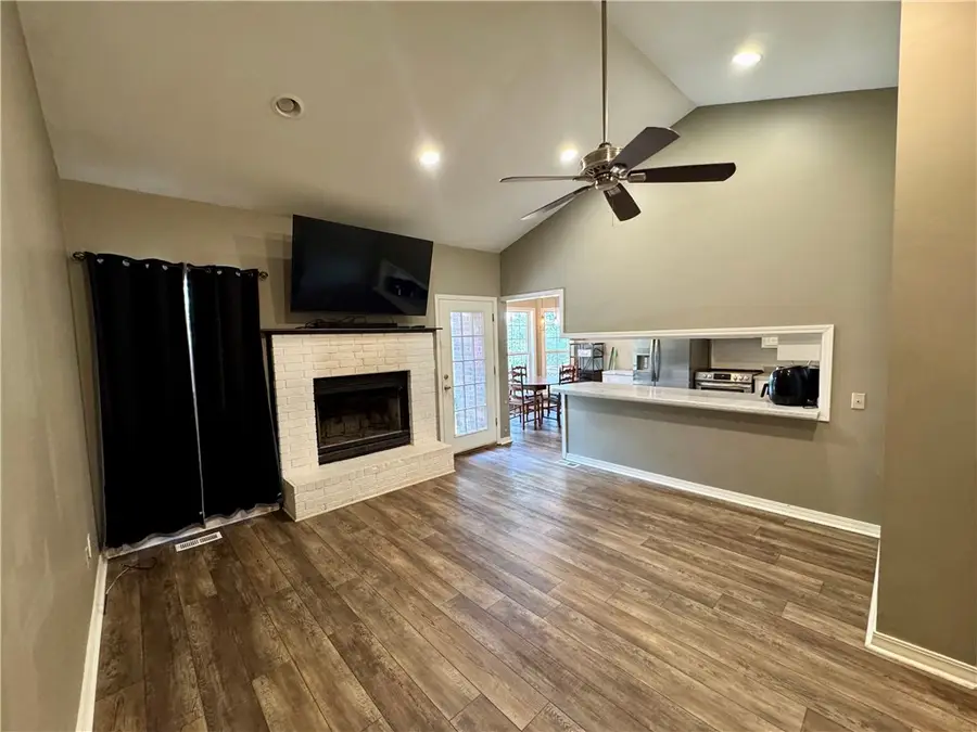 404 NW 17th Street, Atkins, AR 72823 - #2