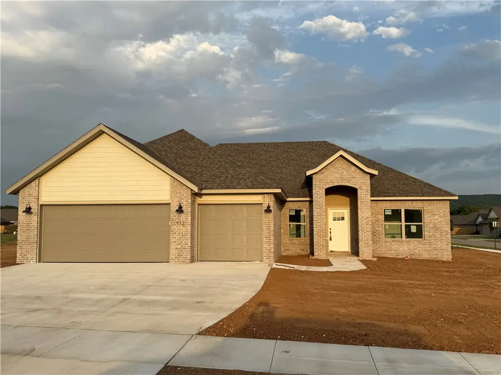 112 N Box Turtle Avenue, Farmington, AR 72730 - #1
