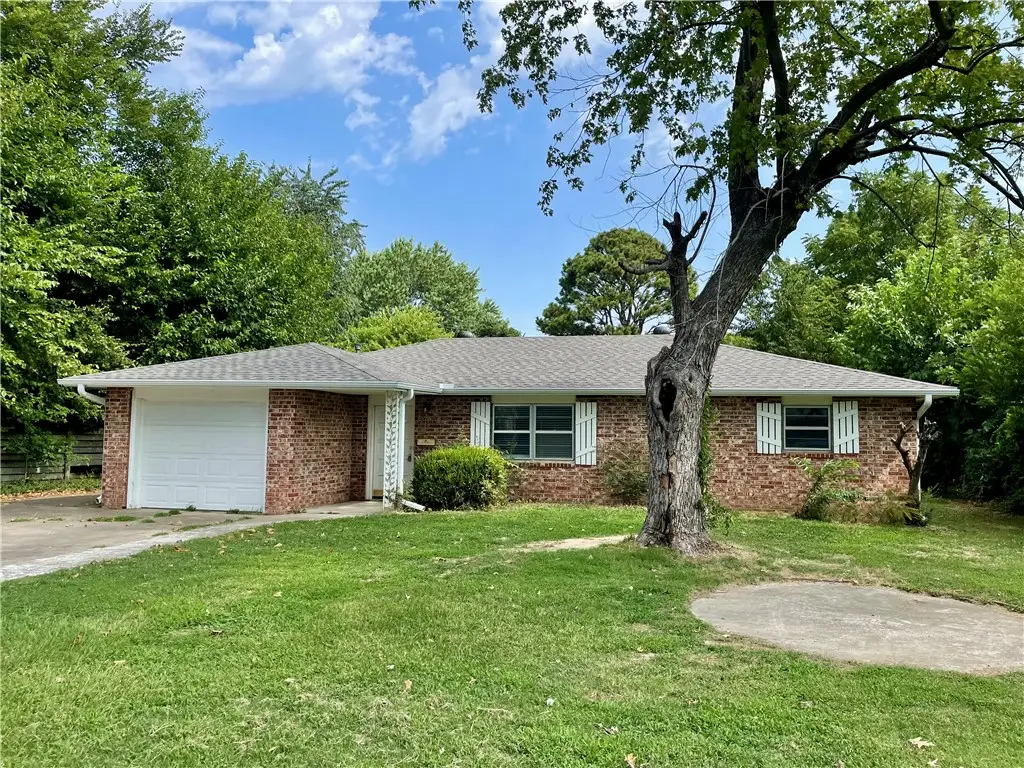 2100 Dee Avenue, Springdale, AR 72762 - #1