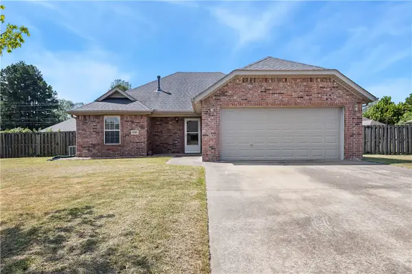 2369 Sara Alice Court, Fayetteville, AR 72701