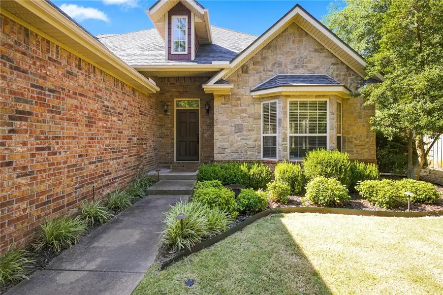 833 E Birwin Street, Fayetteville, AR 72703 - #2