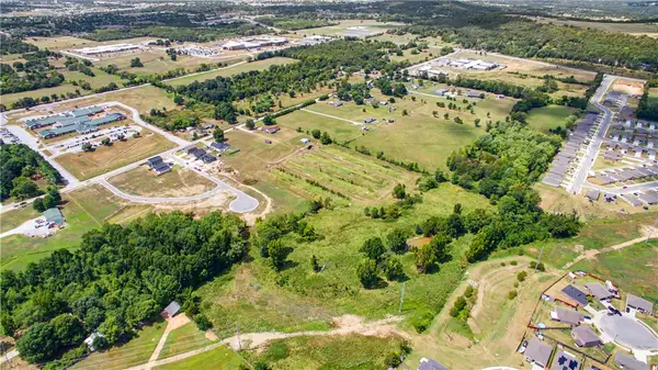 3221 Habberton Road, Springdale, AR 72764